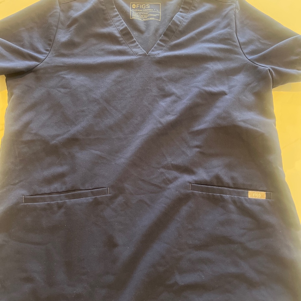 Figs L Navy scrub set